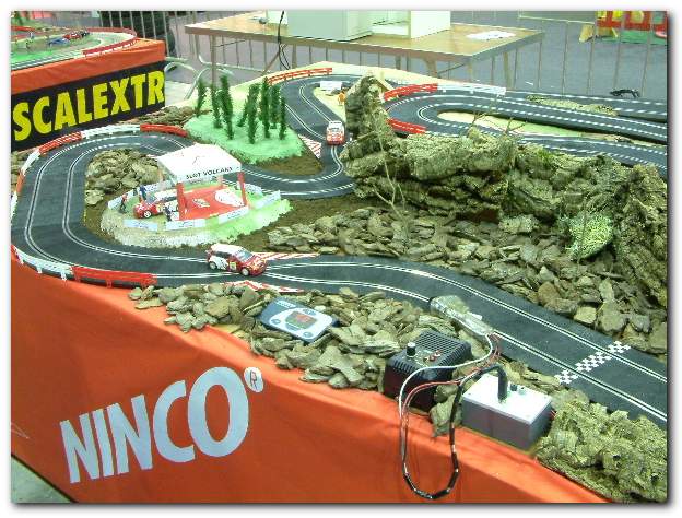 602x451 pixels (67K)