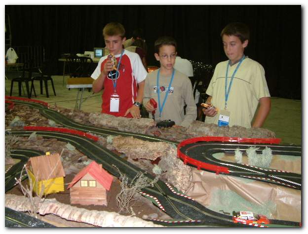 602x451 pixels (44K)