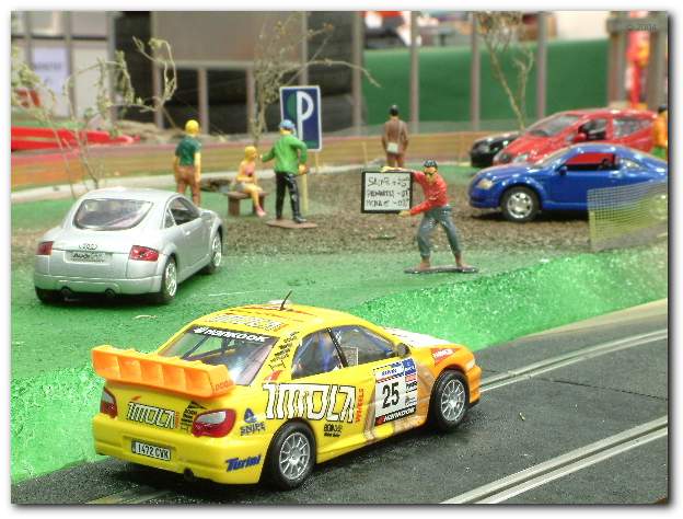 602x451 pixels (52K)