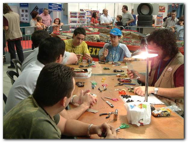 602x451 pixels (53K)