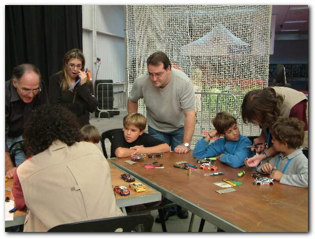 602x451 pixels (53K)